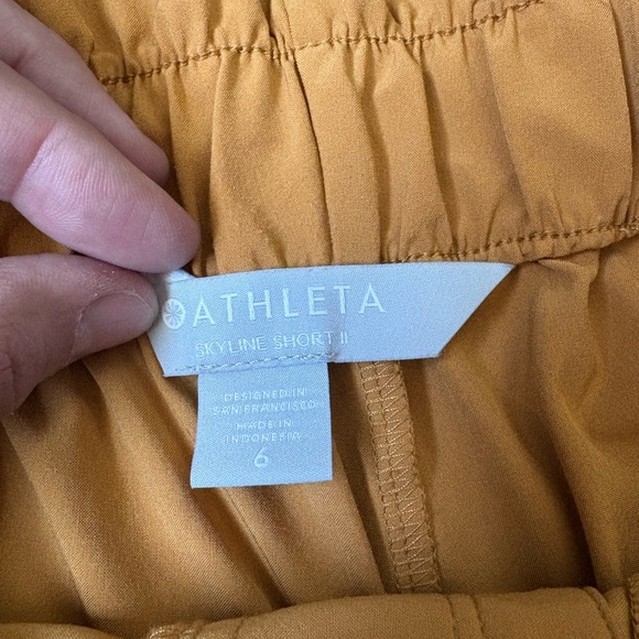 Athleta Skyline Shorts | Size 6 | Gold/Mustard - Picture 4 of 10